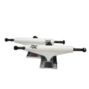 trucks color blanco todas las tallas